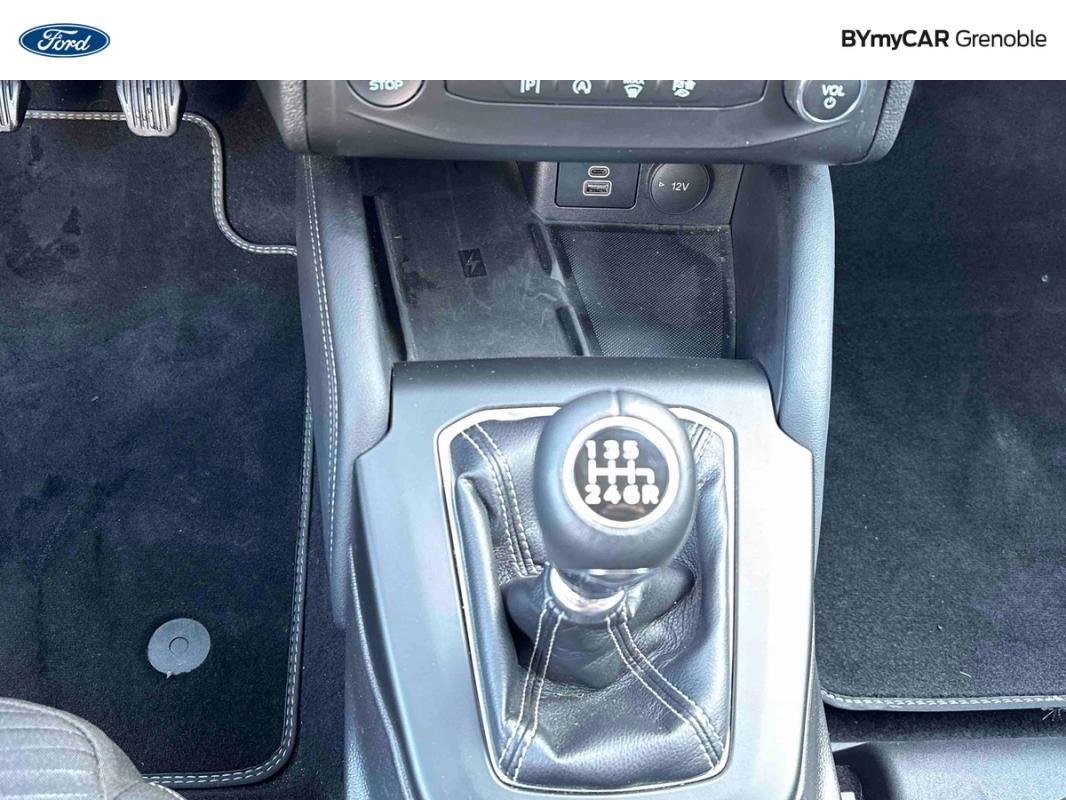 Ford Focus - Photo 22