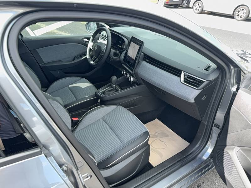 Renault Clio - Photo 12
