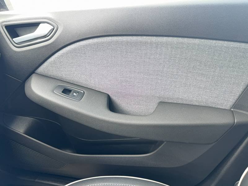 Renault Clio - Photo 31