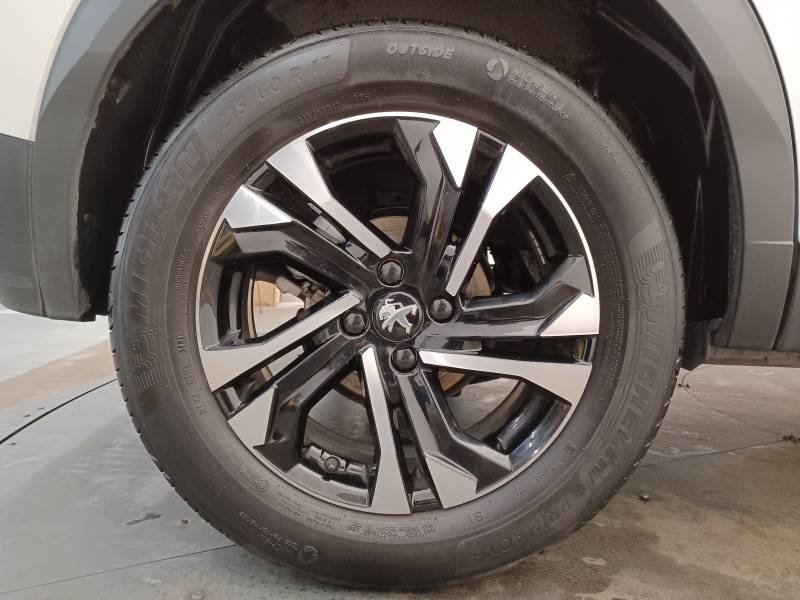 Peugeot 2008 - Photo 9