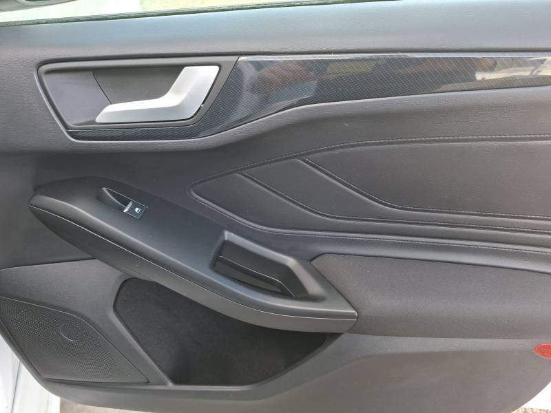 Ford Focus - Photo 13