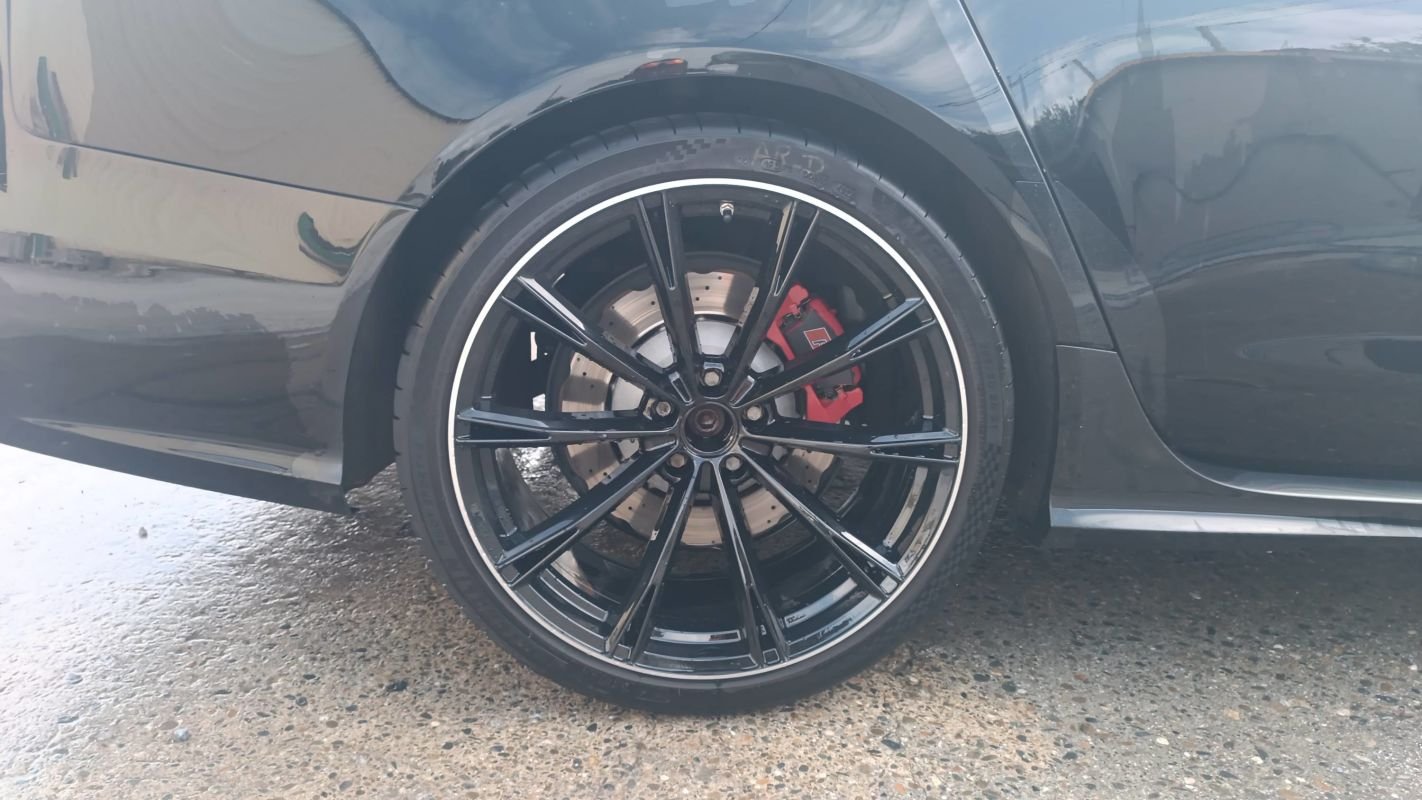 Audi RS6 Avant - Photo 16
