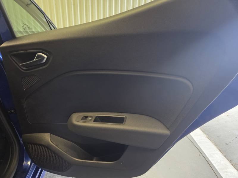 Renault Clio - Photo 14
