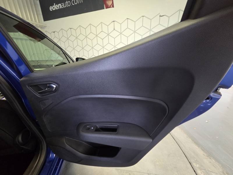 Renault Clio - Photo 17