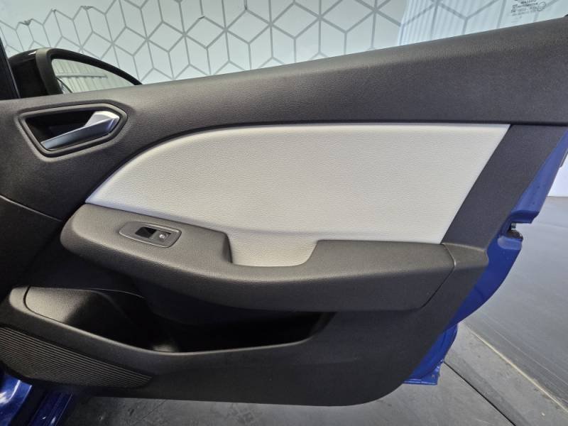 Renault Clio - Photo 18