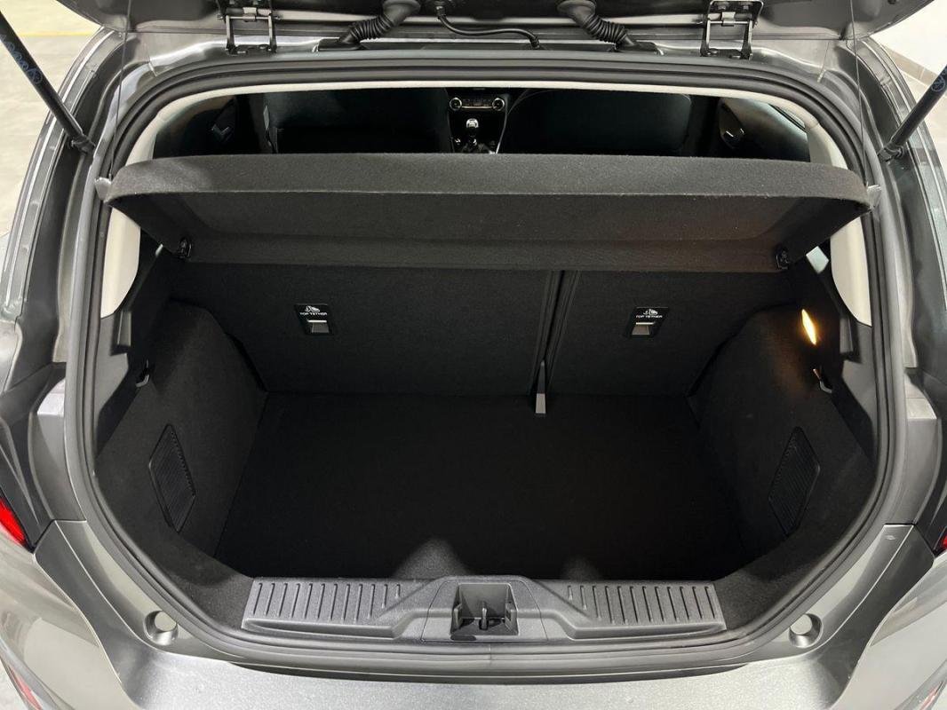 Ford Fiesta - Photo 31