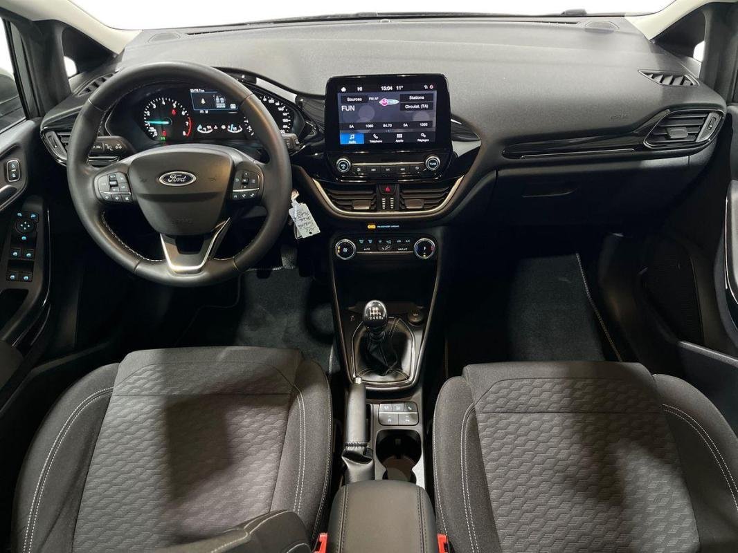 Ford Fiesta - Photo 8