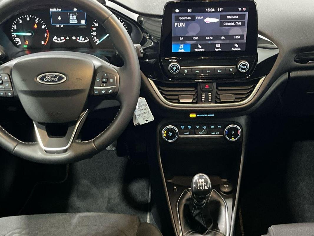 Ford Fiesta - Photo 10
