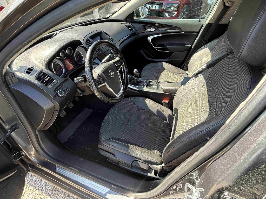 Opel Insignia - Photo 5