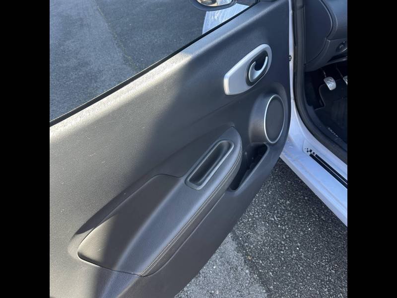Renault Wind - Photo 24