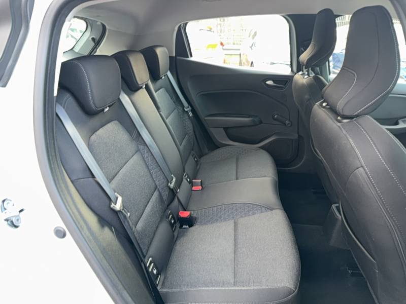 Renault Clio - Photo 22