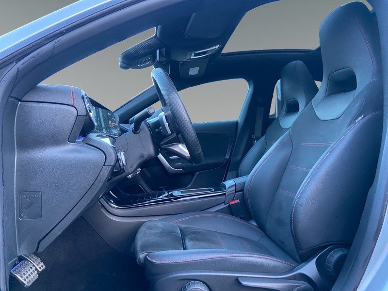 Mercedes CLA - Photo 12