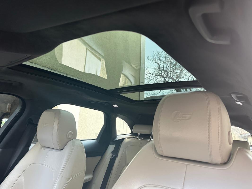 Jaguar F-Pace - Photo 18