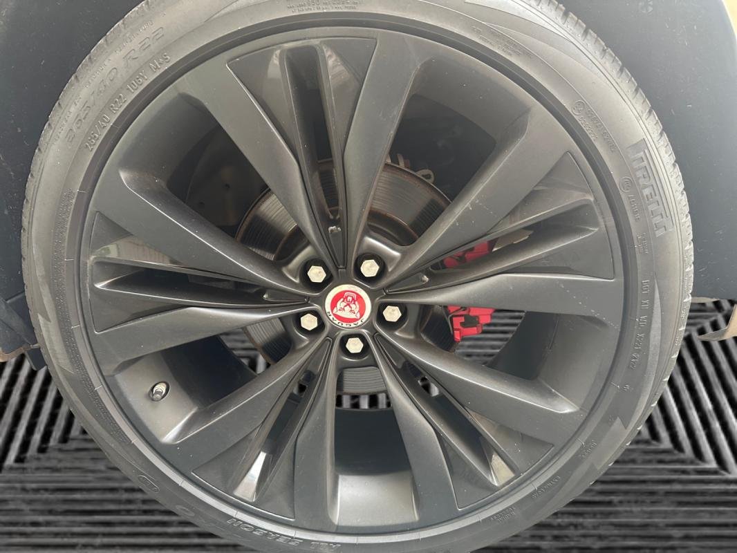 Jaguar F-Pace - Photo 30