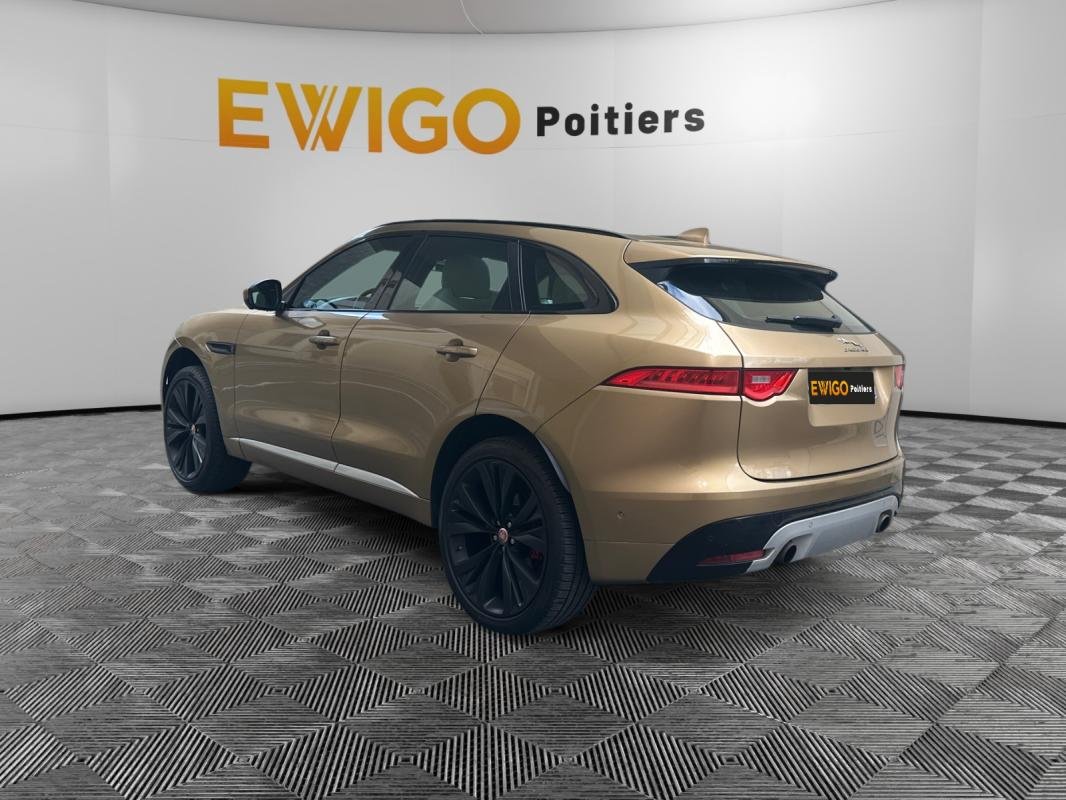 Jaguar F-Pace - Photo 4