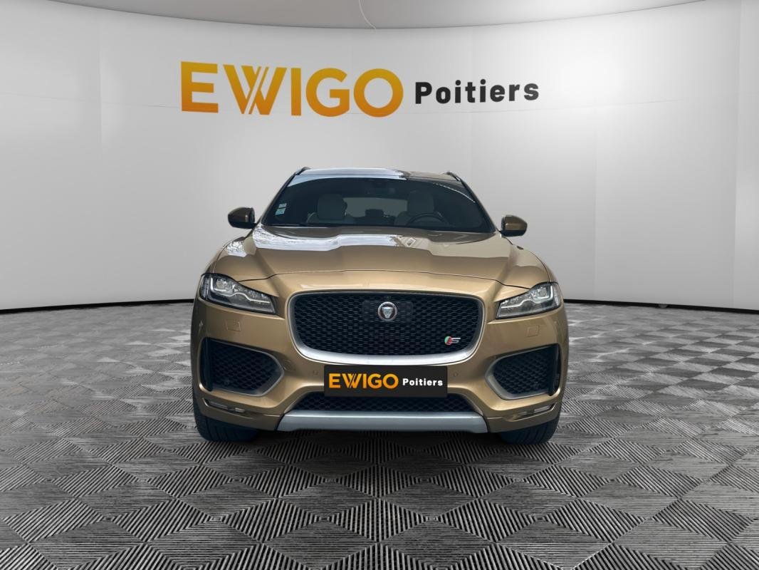 Jaguar F-Pace - Photo 10