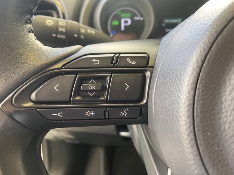 Toyota Yaris - Photo 11
