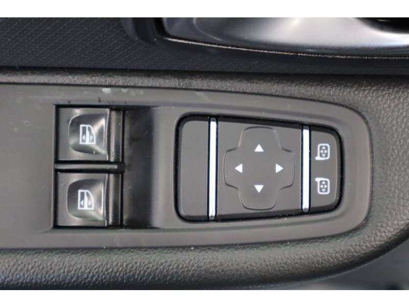 Renault Clio - Photo 25