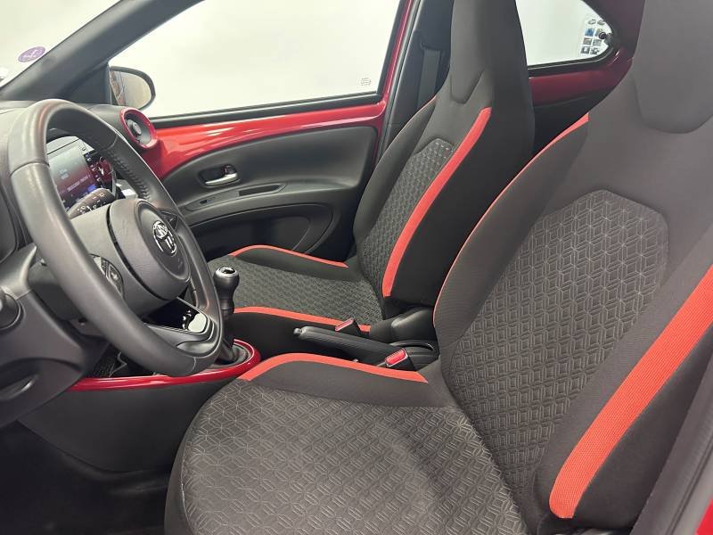 Toyota aygo x - Photo 19
