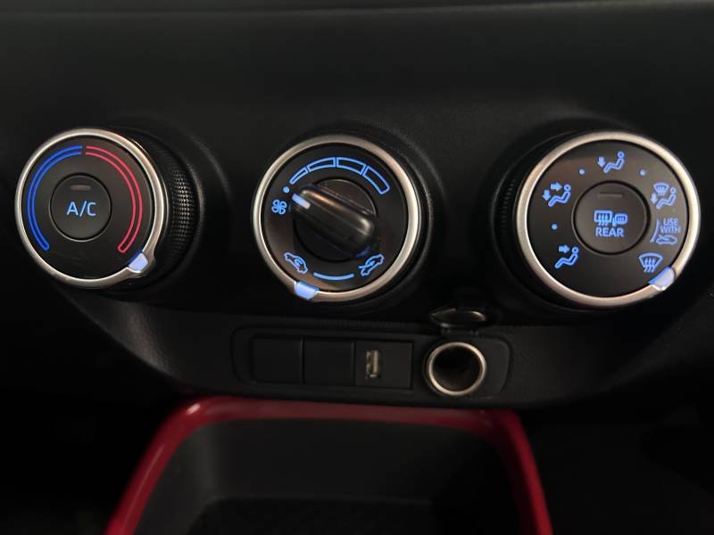Toyota aygo x - Photo 27