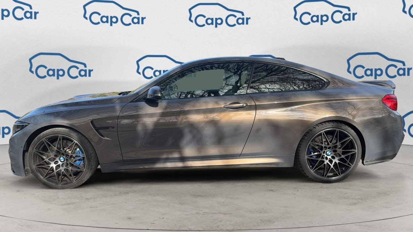 BMW M4 - Photo 2