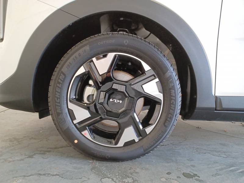 Kia Stonic - Photo 12