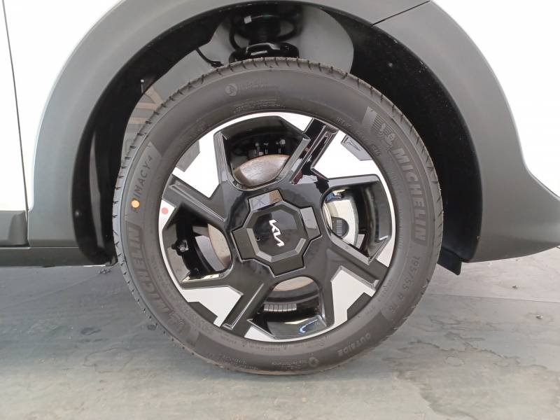 Kia Stonic - Photo 13