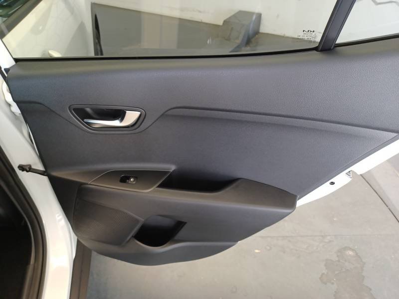 Kia Stonic - Photo 19