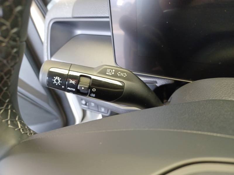 Kia Stonic - Photo 24