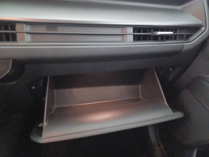 Kia Stonic - Photo 34