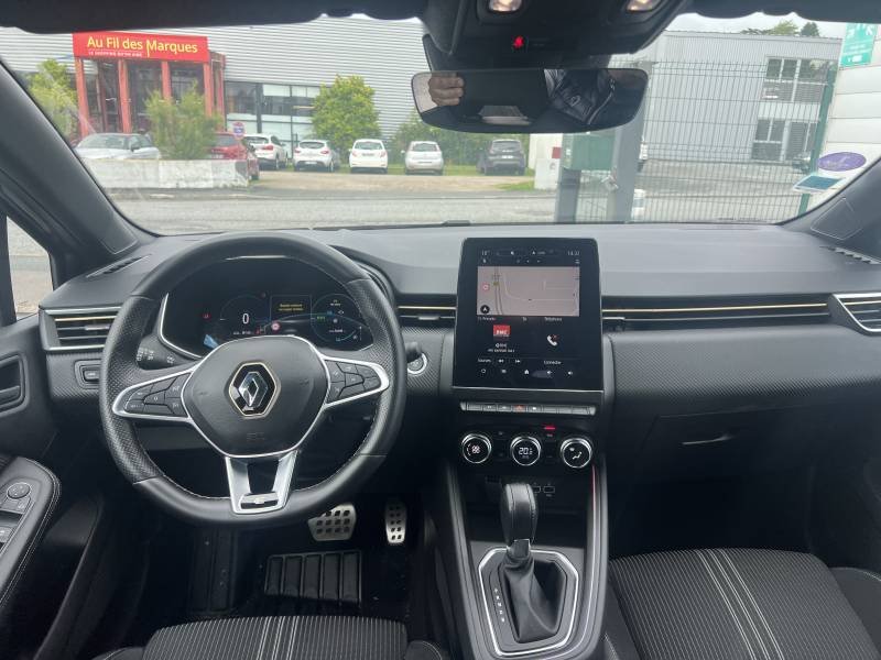 Renault Clio - Photo 23