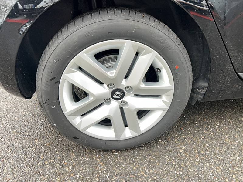 Renault Clio - Photo 19