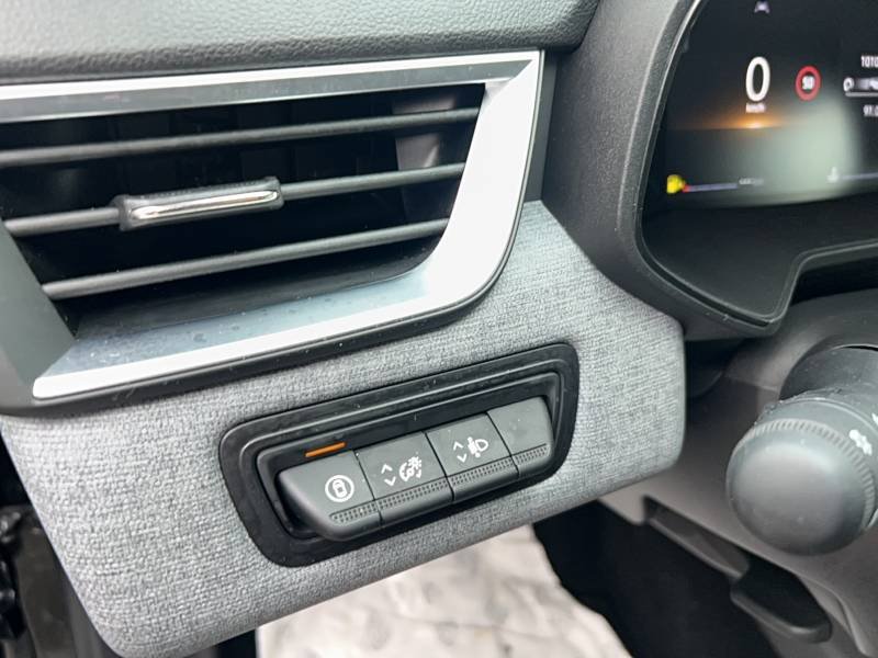 Renault Clio - Photo 31