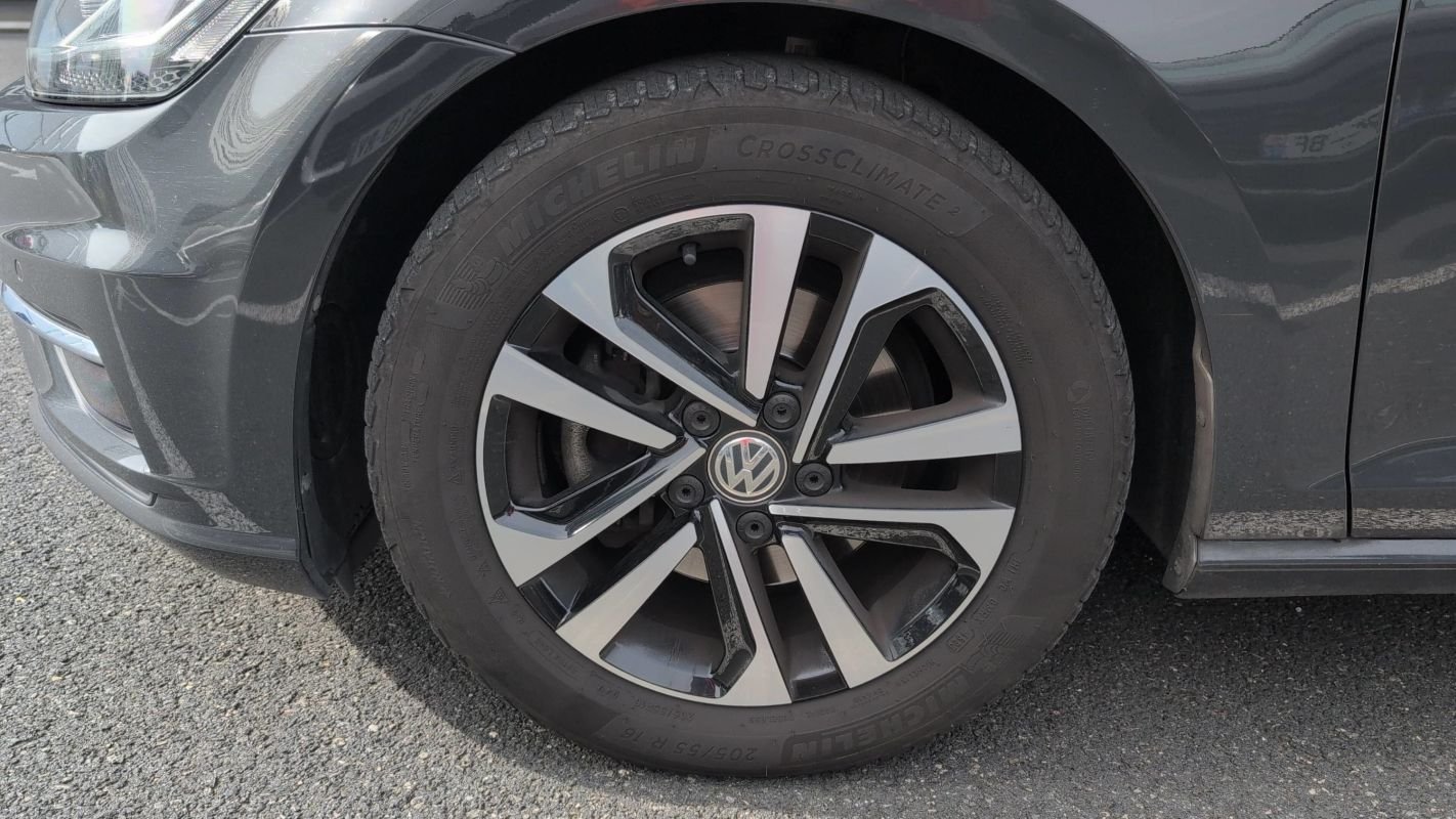 Volkswagen Golf - Photo 18