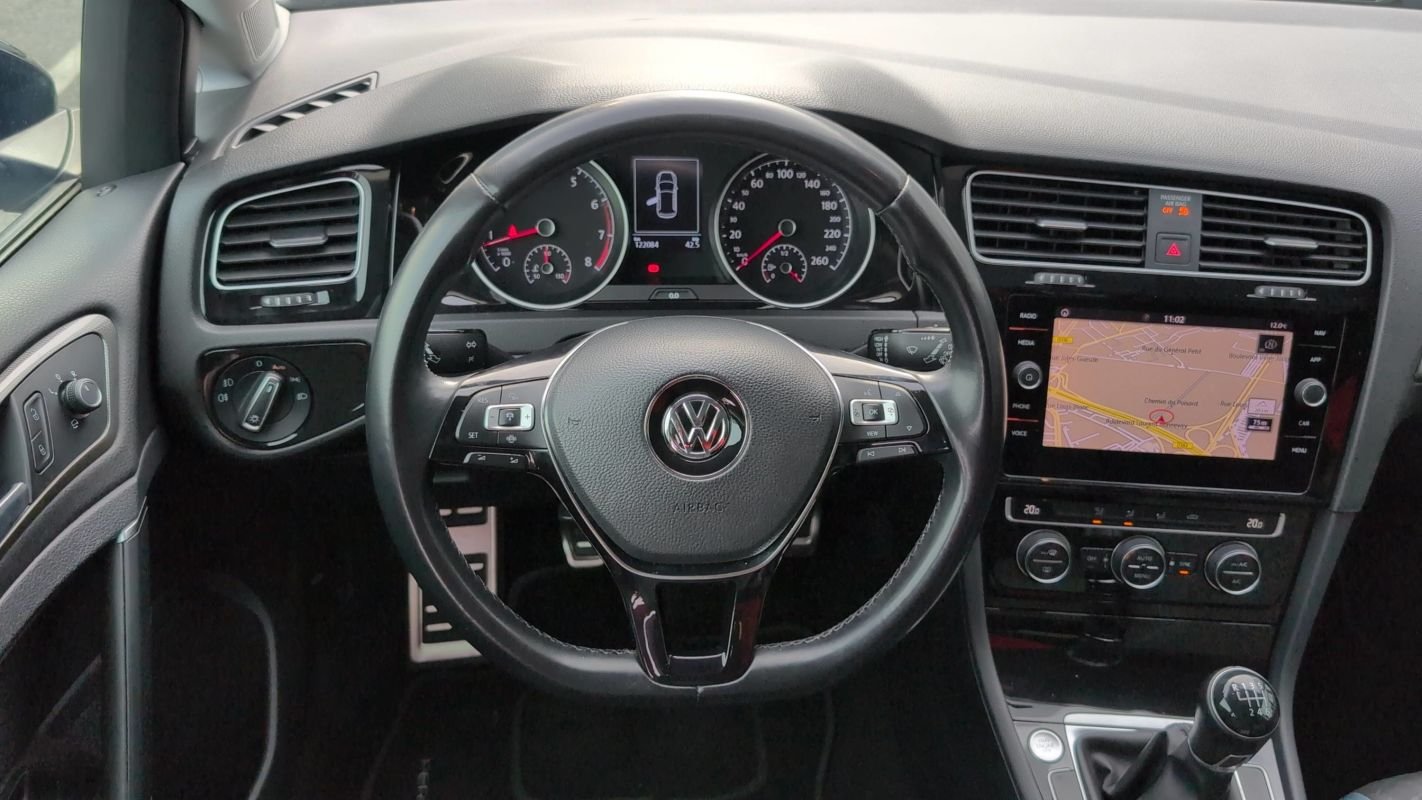 Volkswagen Golf - Photo 22