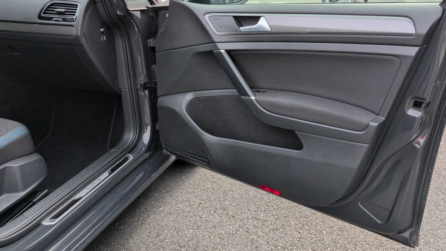 Volkswagen Golf - Photo 23