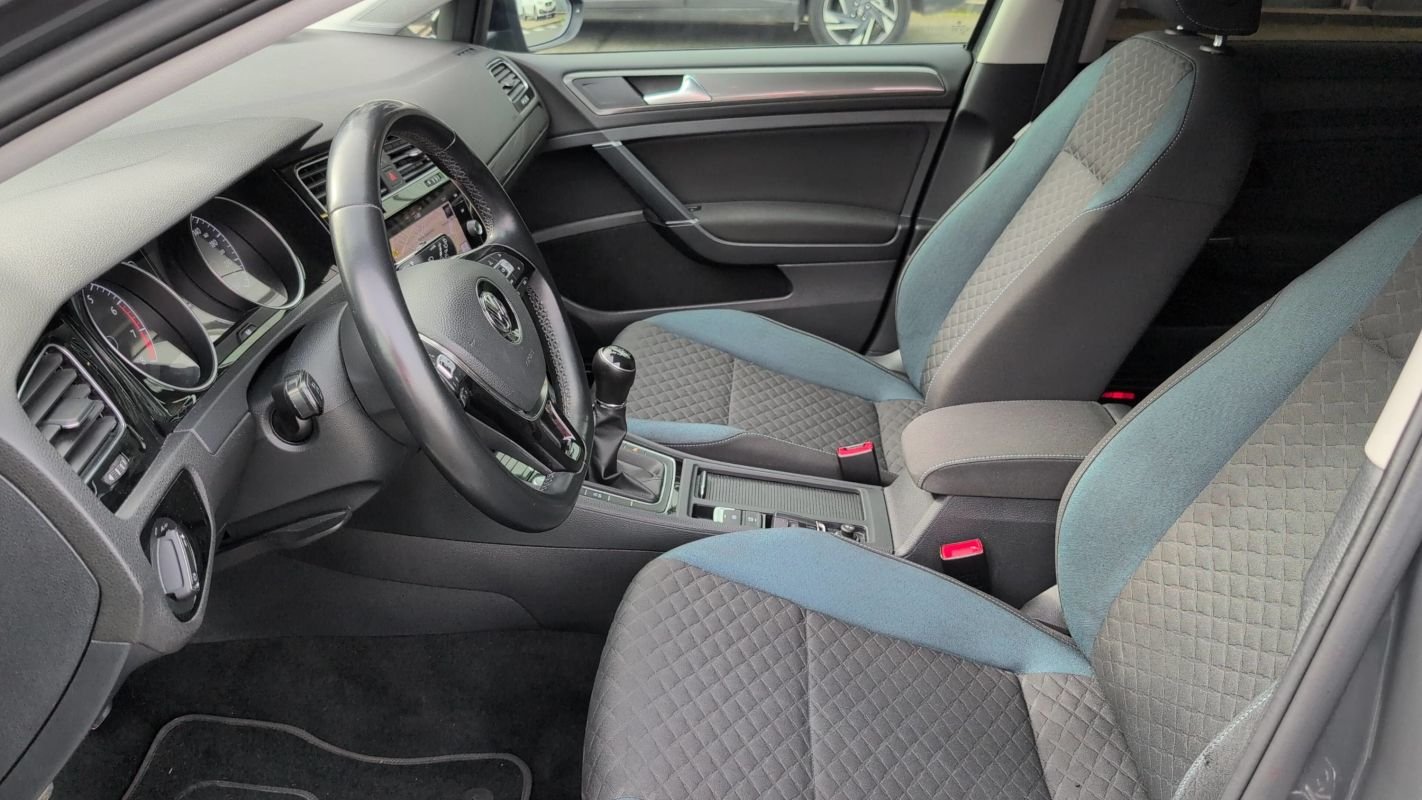 Volkswagen Golf - Photo 25