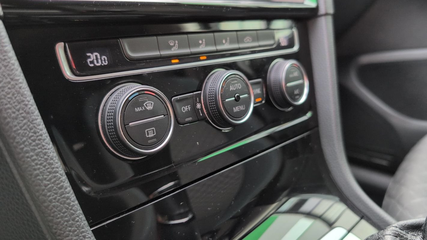 Volkswagen Golf - Photo 28