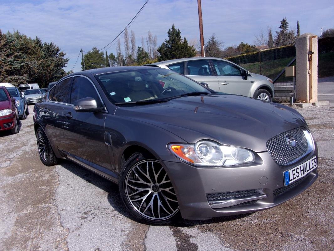 Jaguar XF
