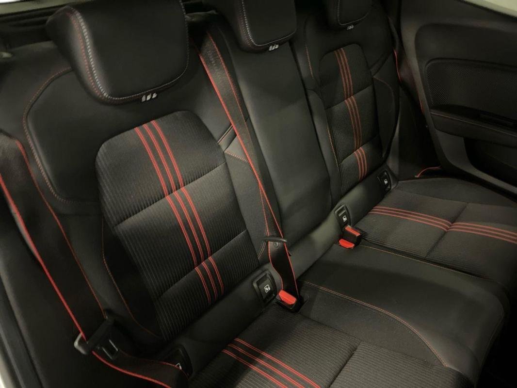 Renault Clio - Photo 23