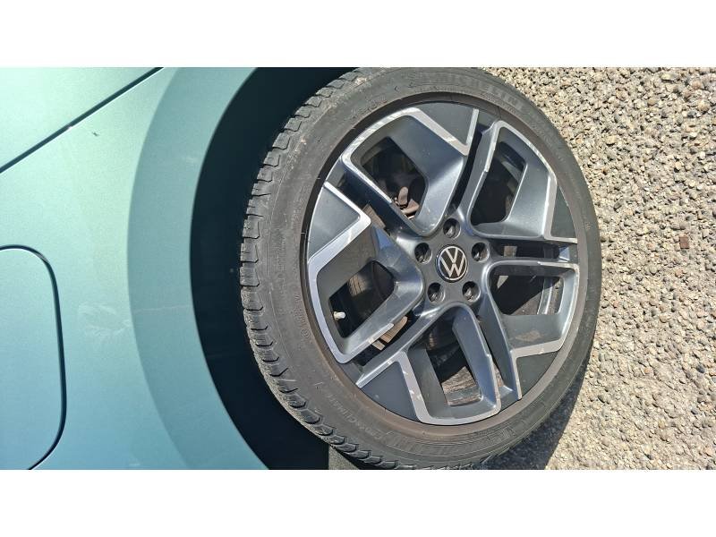 Volkswagen Passat - Photo 11