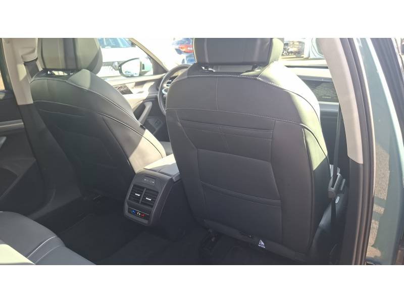 Volkswagen Passat - Photo 20
