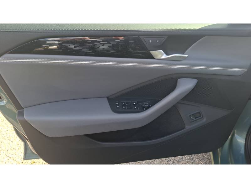 Volkswagen Passat - Photo 30