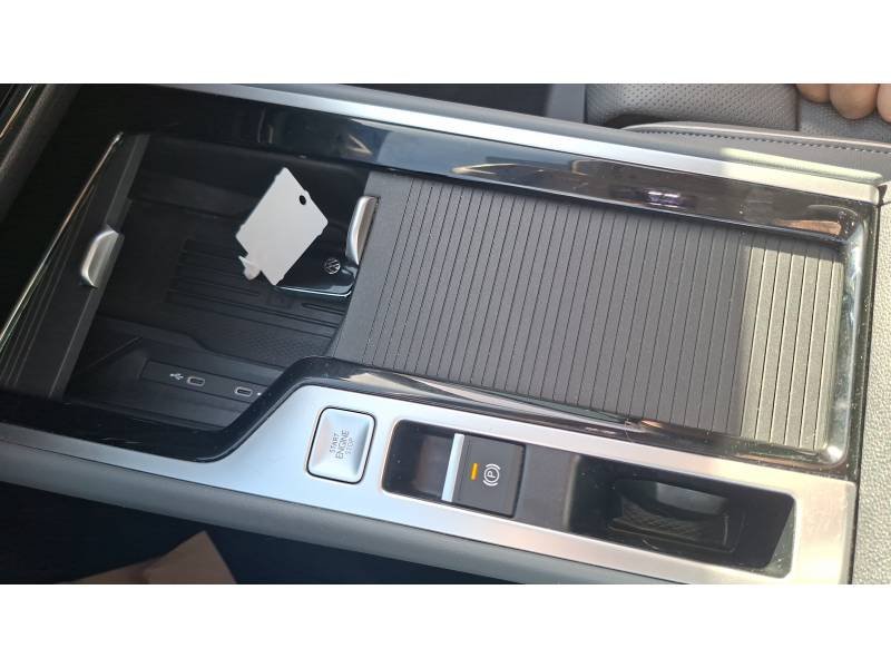 Volkswagen Passat - Photo 35