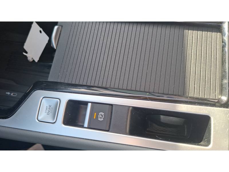 Volkswagen Passat - Photo 37