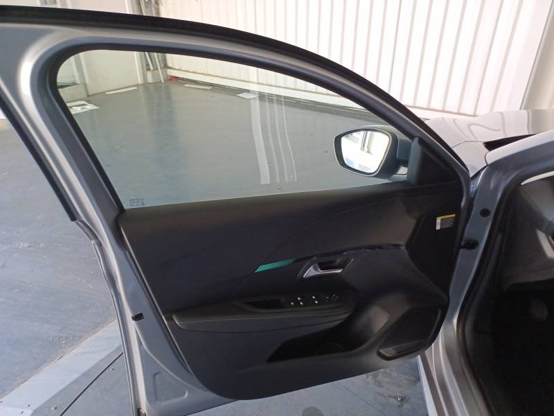 Peugeot 208 - Photo 17