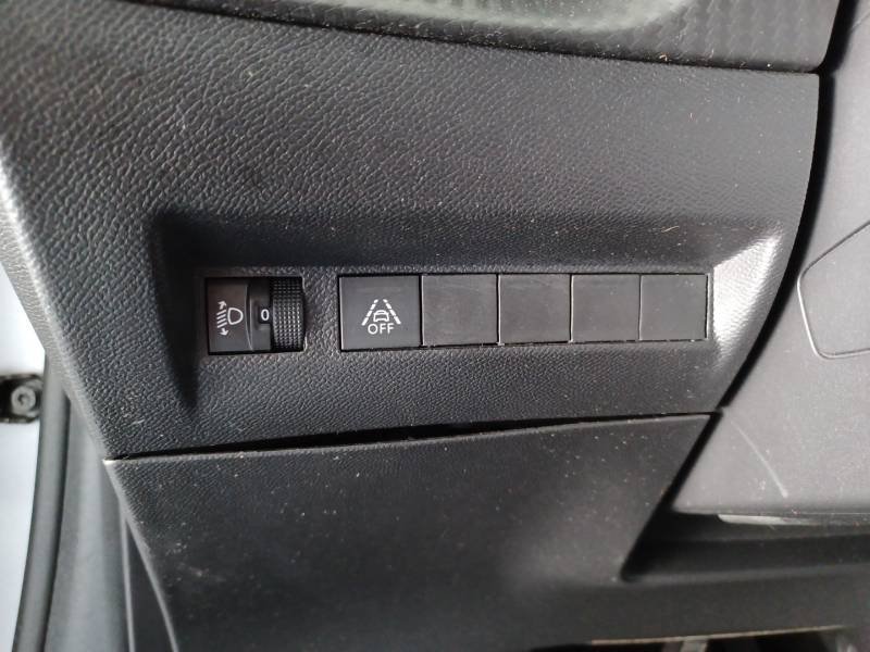 Peugeot 208 - Photo 19