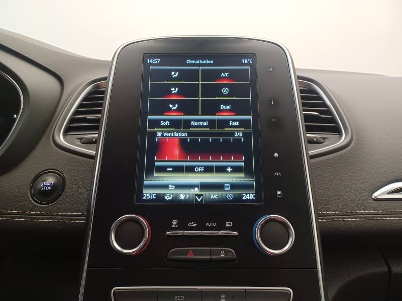 Renault Scénic - Photo 30