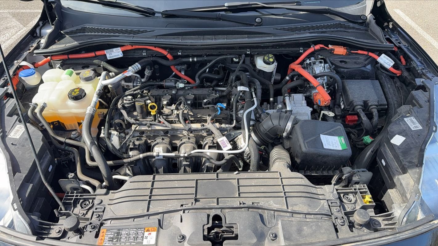 Ford Kuga - Photo 15