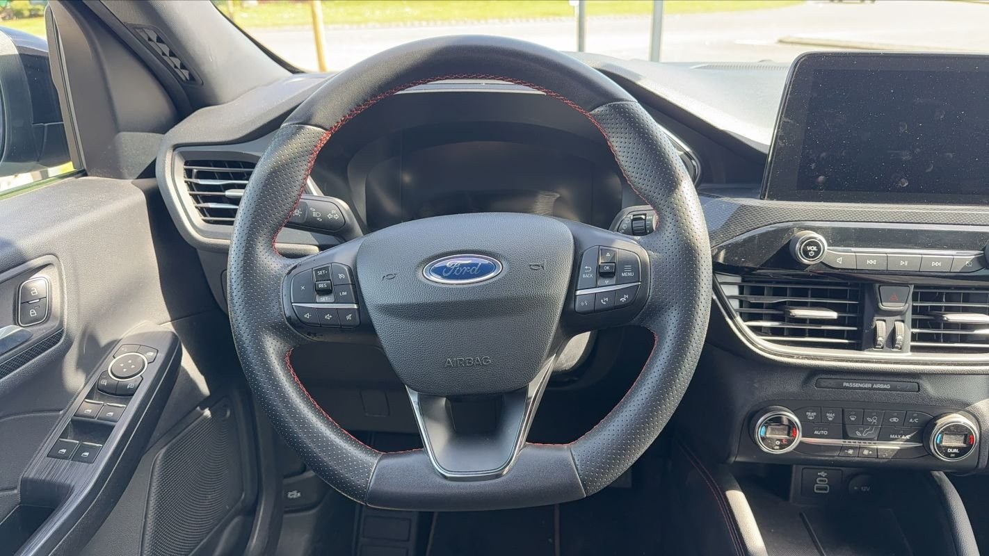 Ford Kuga - Photo 24